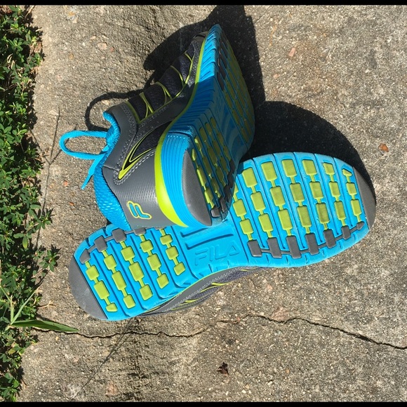 Fila Cool Max Memory Foam Running Athletic Shoes - Picture 8 of 10